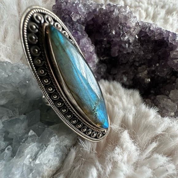 Labradorite *RARE* Silver Boho Statement Ring - Picture 9 of 11